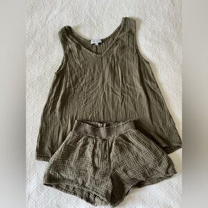 Michael Stars Textured Olive 2piece Set